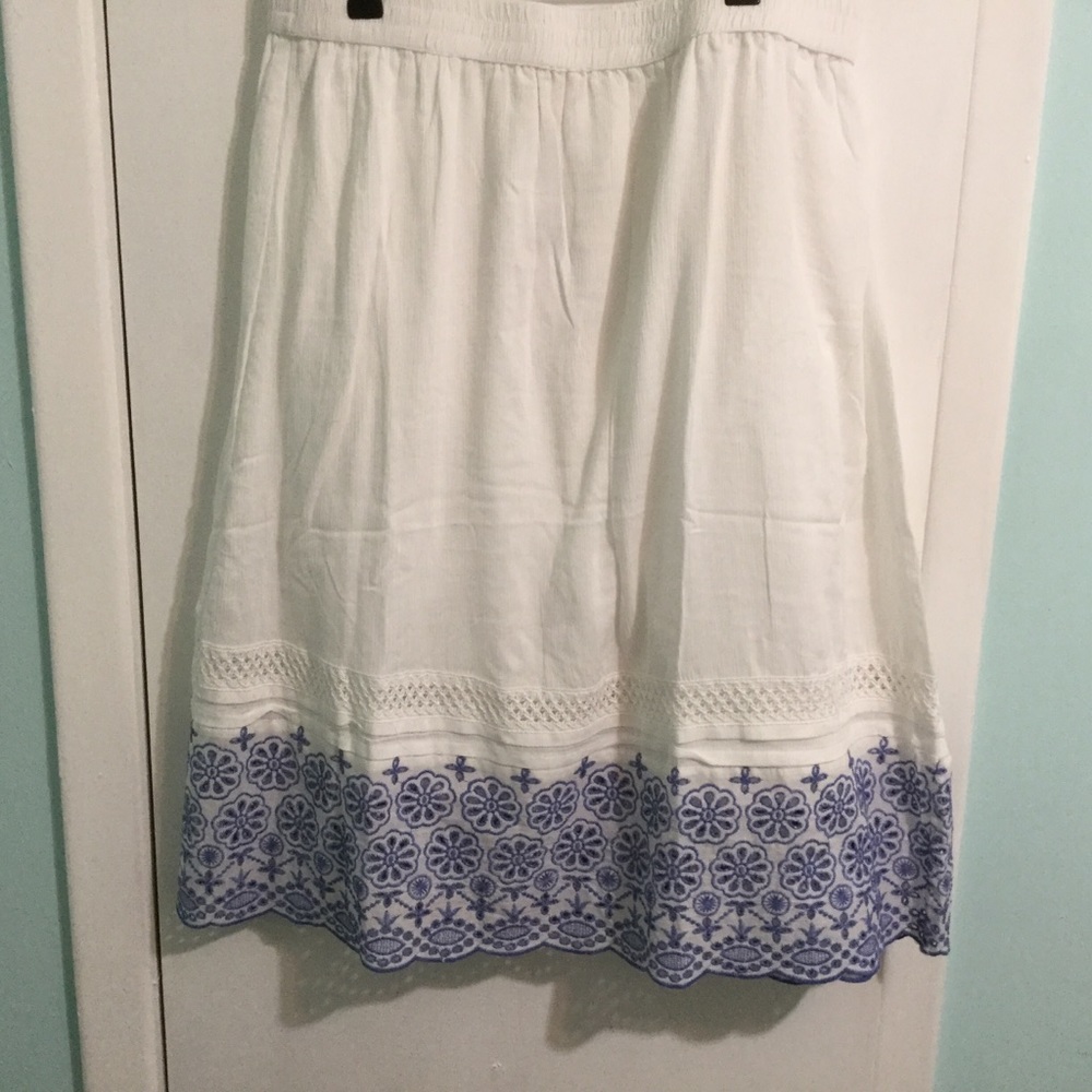 NWT - Studio West Skirt